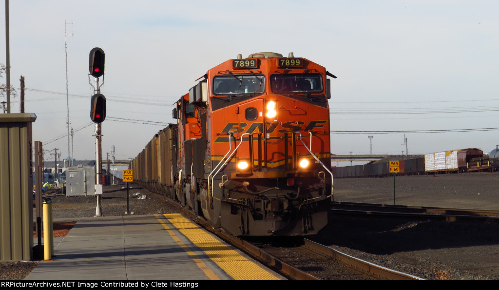 BNSF 7899 west